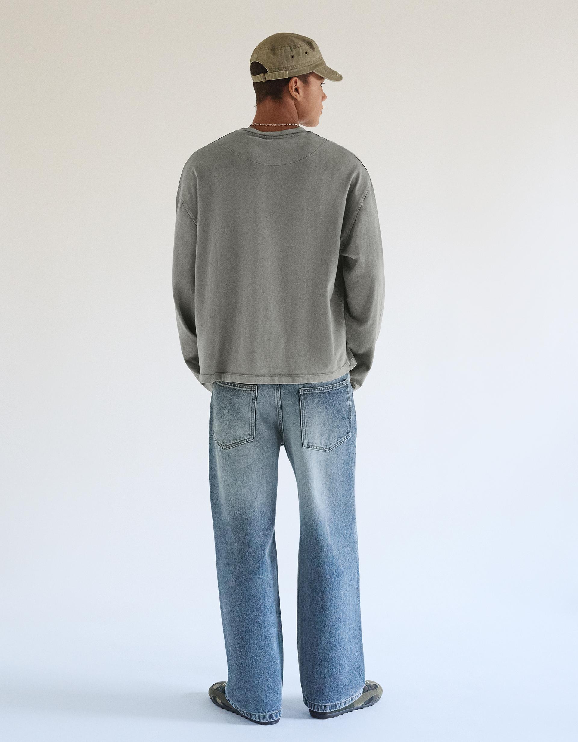 Bershka Star Patch Super Baggy Jeans