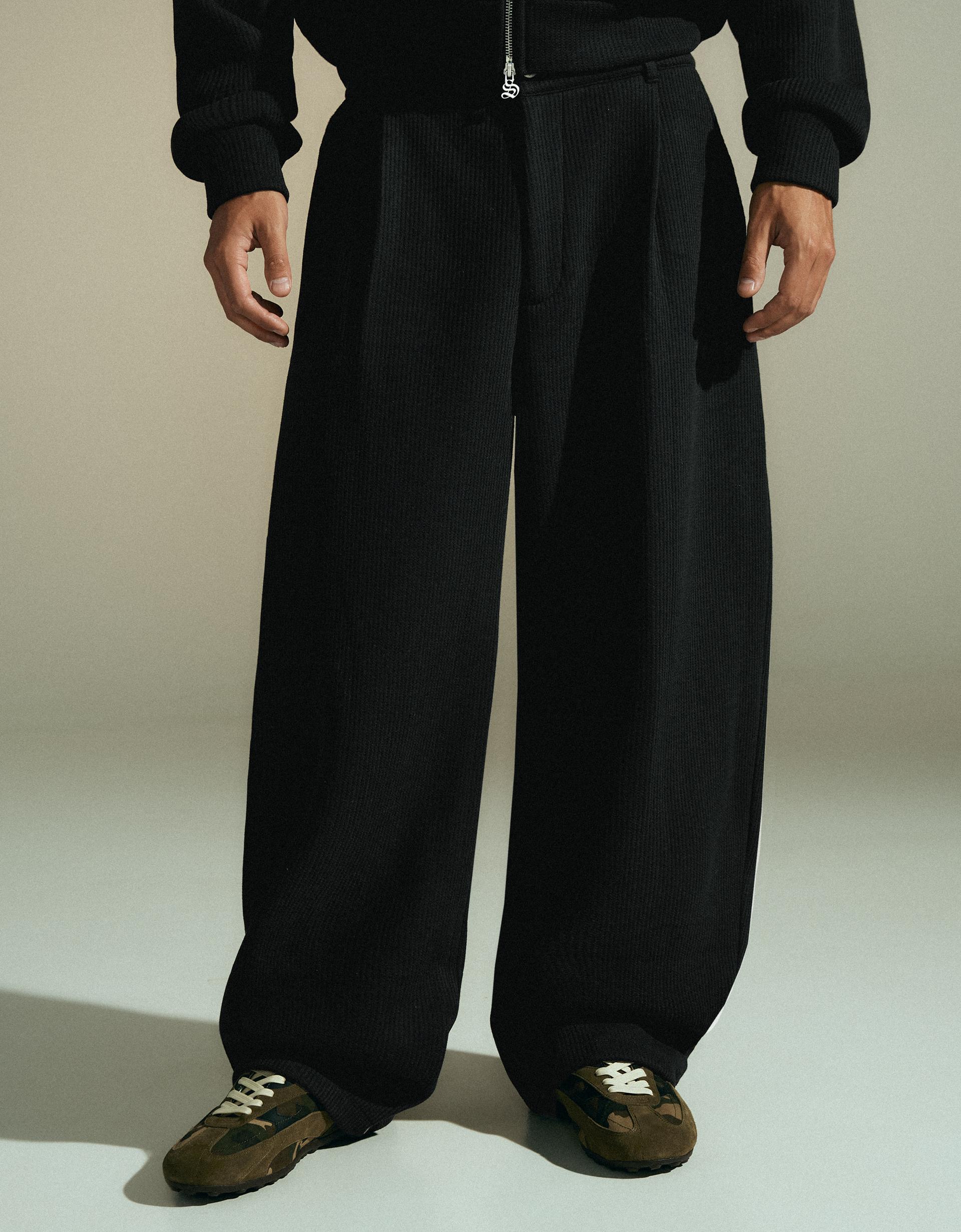 Bershka Waffle Balloon Pants — Noir