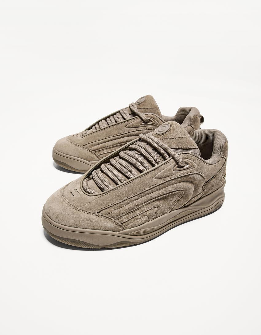 Bershka Street White Low-Top Sneakers — Khaki